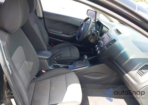 2016 Kia Forte Lx из США, поврежденный, VIN KNAFX4A68G5559290